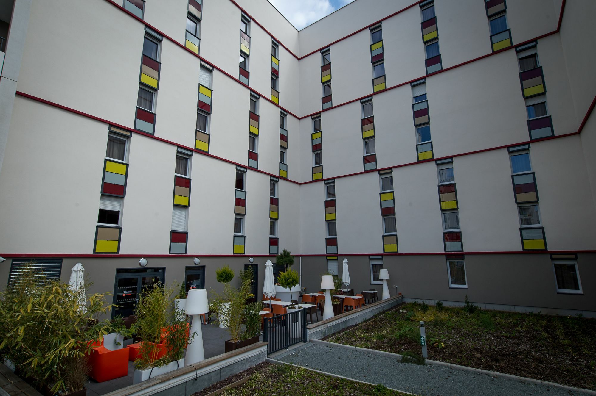 Apparthotel Privilodges Carre De Jaude Clermont-Ferrand Exterior photo