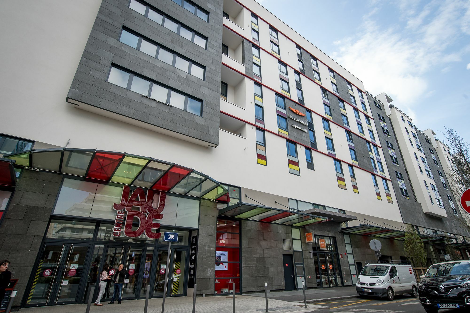 Apparthotel Privilodges Carre De Jaude Clermont-Ferrand Exterior photo