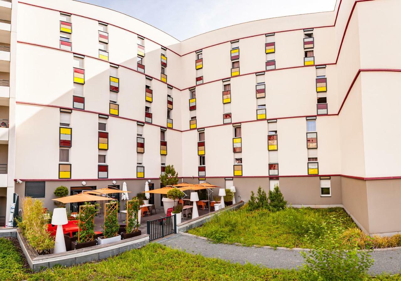 Apparthotel Privilodges Carre De Jaude Clermont-Ferrand Exterior photo